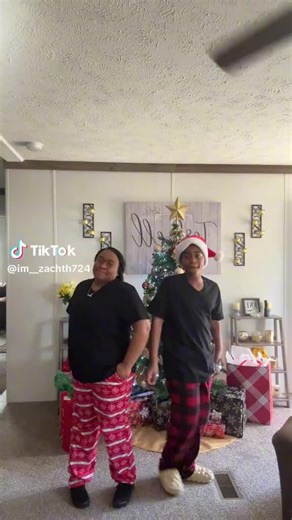 Christmas Eve 🎄🎅🏽