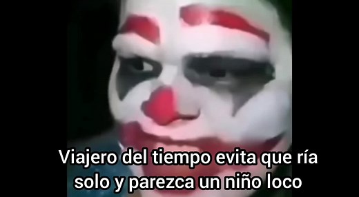 Viajeros del tiempo: Memes que hacen reír