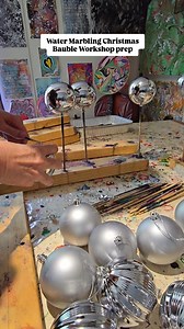 Another exciting 😆 behind the scenes Water Marbling workshop moment. I've got another big Christmas Bauble Workshop on Thursday. After I'm do e here I'll prep the shiny ones in methylated spirits. I'll pop links to my YouTube tutorials in the comments. . . . #brisbaneartist #australianartist #brisbaneartclass #viewsofbrisbane #creativecommunity #artclasses #brisbaneworkshops #christmascrafts #christmasornaments #seasonaldecor #seasonalcrafts | Raynbow Crow Studios