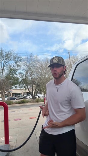 Girl Math: How TikToks Help Pay for Gas