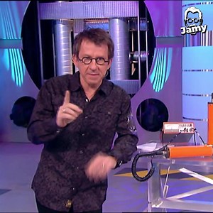 71K views · 1.1K reactions | Qu’est-ce que la radioactivité ? Le corps humain est-il radioactif ? ☢️ Laissons la science nous répondre ! | Epicurieux | Facebook