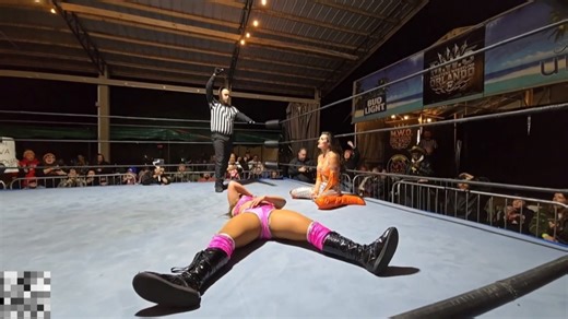 女子摔角 jacey love vs amber nova