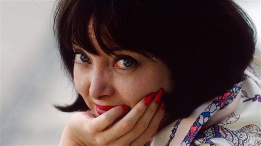 Happy Birthday, Carolyn Jones! 6 Things You Never Knew About the Original 'Addams Family' Star