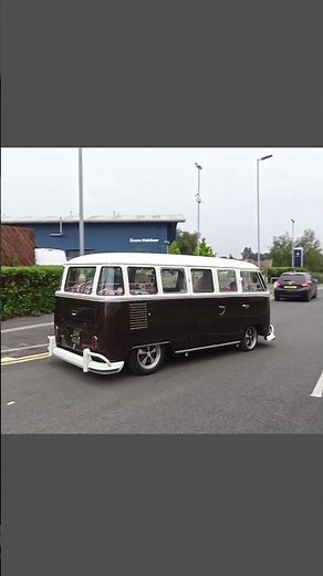 VW Split Screen Camper Transporter 1974 #vw #vwcamper #splitscreen #volkswagen