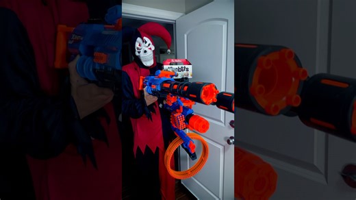 Clown warfare: Final boss attack!