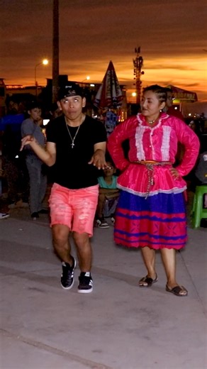 353K views · 5.7K reactions | Cajamarquina de ojos azules | La chola anita | Facebook