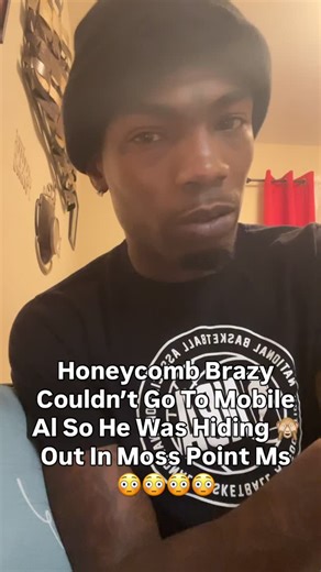 OfficialCharlestonWhite Jr on Instagram: "@honeykombbrazy He Couldn’t Go Back To Mobile Al For So Long Only Way Dude Feel Safe Now Cause Big DeDe Gone 🔒 😳😳😳😳 #reels #hiphop #fyp"