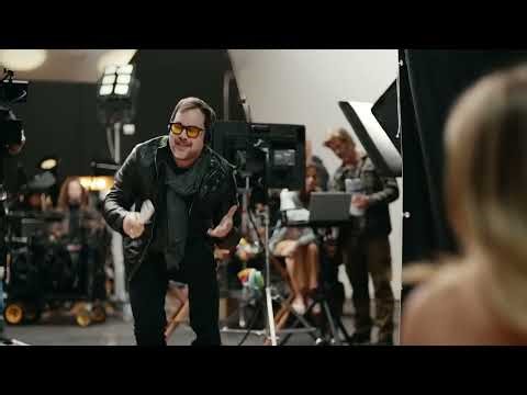Smartwater Jen Aniston Yoga Commercial