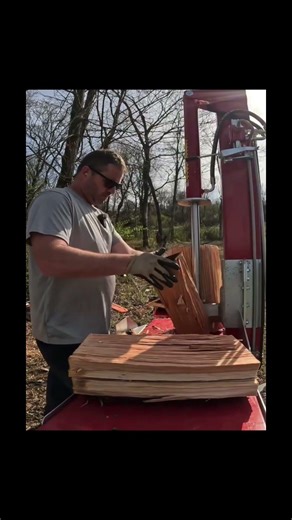 Split fire 1165V one of the fastest log splitters on the market⁉️#firewood #fast #woodsplitter