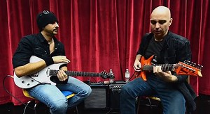 Private Guitar Lesson With JOE SATRIANI (Video)