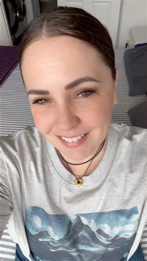 Here’s wishing everyone a high camera angle kind of day! 🥰