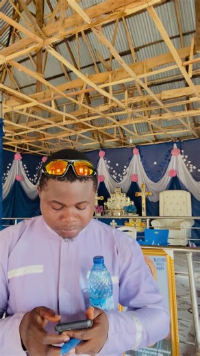 Give us this day our daily bread🕊️🤲🙏👋#goviralchallenge #goviralvideotiktokplesae #tiktokstory #goviral #goviralvideotiktokplesae🙏❣️ #🕊️🕊️🕊️🌈🙏🙏🙏