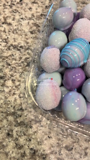 cotton candy and blue raspberry fun dip 🍭 - @sweetcravingsbyrosa on IG - #candiedgrapes #florida #fyp #like #foryou