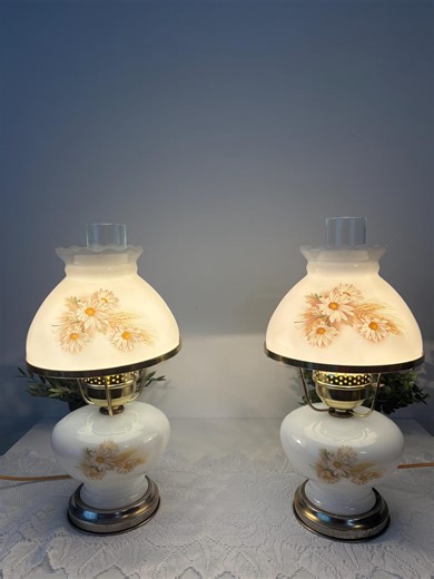 Pair of Vintage Gone With the Wind Hurricane Lamps, Milk Glass With Daisies, 1960s, Hurricane Lamps Milk Glass Floral - Etsy UK