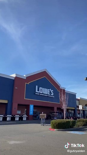 Completely revamping my gaming and streaming setup part 6. #HomeImprovement #setup #roomhack