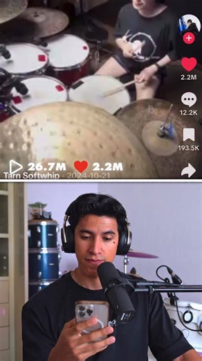 This girl has some CHOOOOPS! 🤘🏼🥁 I think I should make a One Direction cover 👀 Full reaction on my YouTube channel! #drums #drummer #bateria #baterista | Alejandro Sifuentes