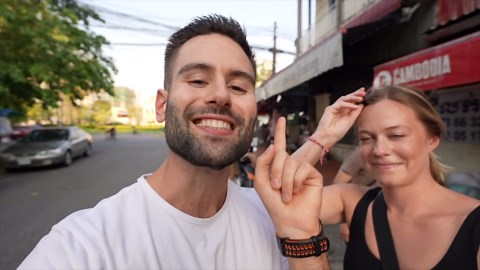 Best vs Worst: Eating Everything on the Streets of Phnom Penh