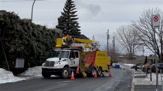 Ice storm knocks out power to 200K Quebec customers