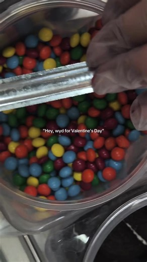 Valentine’s Day plans? We’re at Marble Slab San Marco. • Small-batch, premium ice cream made in-house daily free mix-ins always. • Our Red Velvet ice cream is the flavor of the season, and yes, we’re obsessed. Ask for the deal of the day or show you follow us to redeem your discount. • #ValentinesDayTreats #MarbleSlabSanMarco #JacksonvilleEats #IceCreamDate #sweetseason