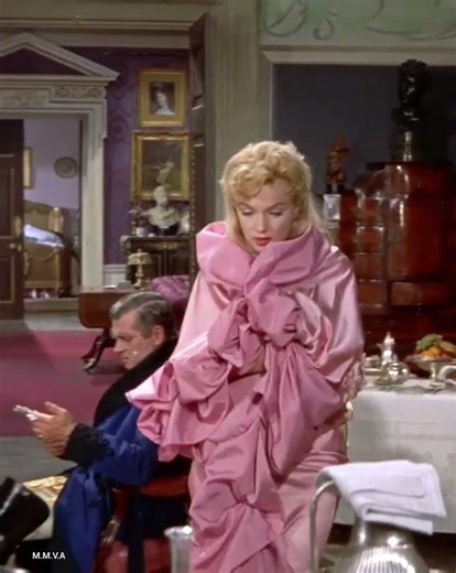 Marilyn Monroe - The Prince and The Showgirl 1957
