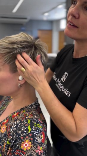 782K views · 4.1K reactions | Richtig tolle Frisur - #pixie #haircolor #shorthair #pixiecut #pixiehaircutstyle | Tolle Frisuren | Facebook