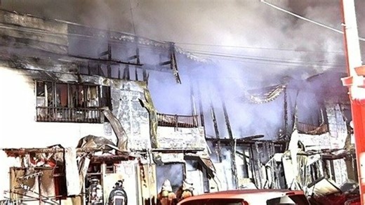 【動画・速報】群馬・伊勢崎市で建物火災 | 上毛新聞電子版｜群馬県のニュース・スポーツ情報