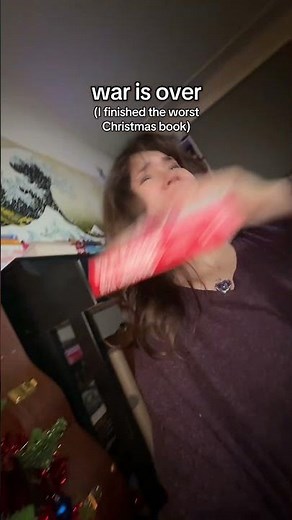 I lied.. I dnf’ed it😅.. should have opened the window #bookgirl #booktok #christmas #booktube