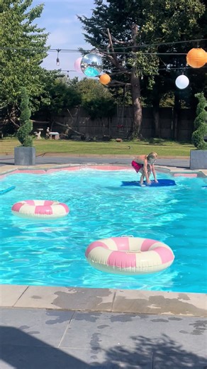 thepinkpool on TikTok