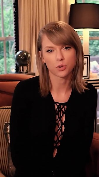 Taylor Swift on Dressing as a Robot at the Met Gala