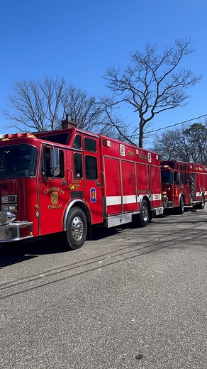Fraternal twins for Laurelton Fire Company with Engine 2311 and Rescue 2303 @laureltonfc1 • Help support DR2 on patreon www.patreon.com/Demonracer2 Additional photos can be found at demonracer2.smugmug.com • • • • • • #Fire #Firetruck #Firetrucks #Fireengine #fireengines #firerescue #firedept #firedepartment #firefighter #firefighting #firefighters #firetrucksofamerica #firetrucksofinstagram #fireapparatus #firetrucksdaily #firedepartmentlife #fireman #firemen #fireservice #dr2 #demonracer2 #bri