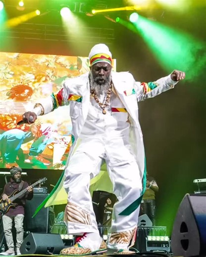 3.1K views · 1.6K reactions | BROOKLYN R-U READY FOR REGGAEFEST Today 8/30/25  @barclayscenter ? Presented by: @reggaefesttour @cjmilan Doors open: 7pm Showtime: 8pm Buy ️tickets at reggaefest.com ————————————- : @jboogielove (#reggaelovefest2024 ) #Capleton #Kingshango #reggae #dancehall #BarclaysCenter #NewYork #viral #trending #concert #capletonliveinconcert | Capleton | Facebook