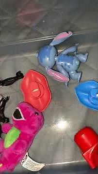 Barney Waiting for Santa Coat Elapsed Fast Scene