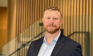 Looking forward to Veterans Day, we highlight a few of our students who have served. Will Clancy ’25 comes to Yale Law School after 30 years in the U.S. Army. He believes that veterans bring important perspectives to the classroom. | Yale Law School