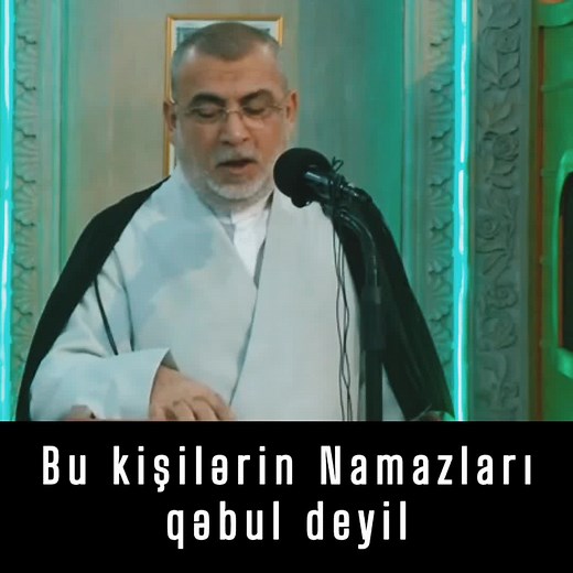 Engaging Speech in Ornate Setting with Text Overlays