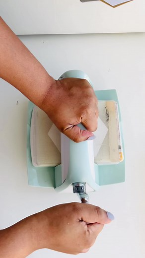 Craft Supplies: Using Your Embossing Machine