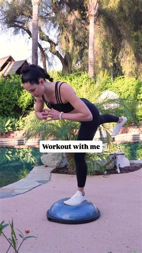 Your deep core, hips & stabilizers do more than move—you activate them for balance, strength & control. 🧠💪 Learn how on the BOSU SPORT! Follow along on the full 15 min workout on our YouTube. @Katie Kasten #bosu #bosuballworkout #fitness #bosuballworkout #bosuworkout