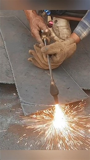Cutting Steel Plate with Torch | Gas Cutting & Oxy Fuel Cutting Skils