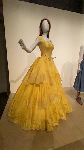 Emma Watson Belle Dress from Beauty and the Beast - Real Costume Revealed!