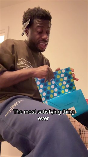 🤣 do you get it!??? @boohooman AD | Satisfying Things