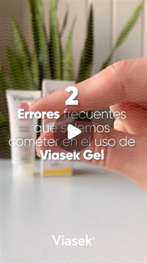 Viasek - Línea de Cuidado Intimo on Instagram: "¿Lo usás únicamente para las Relaciones Sexuales? Error!! ¿Por qué? Viasek Gel es en primer lugar un HIDRATANTE VULVO-VAGINAL, con una fórmula y pH especialmente diseñados para tu mucosa íntima, que requiere una primera etapa de adaptación ya que sus componentes, especialmente el Ácido Láctico, que estará ayudando a regular el ecosistema íntimo, podrían generar un pequeño cosquilleo o ardor al comienzo: al chocar con nuestras células secas y activa