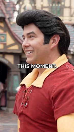 Gaston’s HILARIOUS Meet-Up with a Princess Fan! #disneyland #gaston #princess