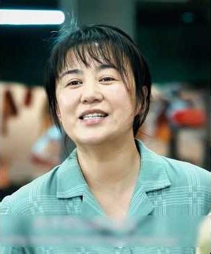 That unwanted bowl of dumplings represented a mother's entire dignity and stubbornness.#movie #film