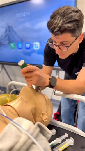 Fabrizio De Sando | Non oggi. Non oggi l’improvvisazione, l’incertezza e l’approssimazione, non oggi “ABBIAMO SEMPRE FATTO COSÌ”. Oggi si sceglie la... | Instagram