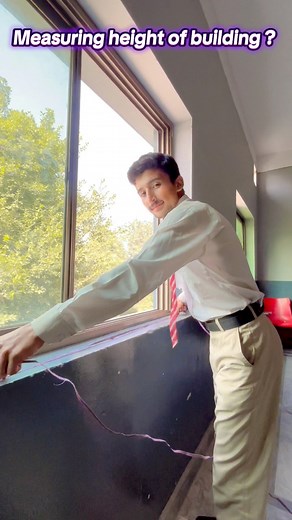 Measuring height of building 🤩 #kipscollegemanawan #viralreelschallenge #trendingreelsvideo #KIPSEducationSystem #viralphotochallenge #viralvideochallenge #NewTrendAlert #PhysicsChallenge | KIPS College Manawan