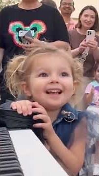 Emil Reinert & 3-Year-Old Angelica Nero Perform Titanic Theme