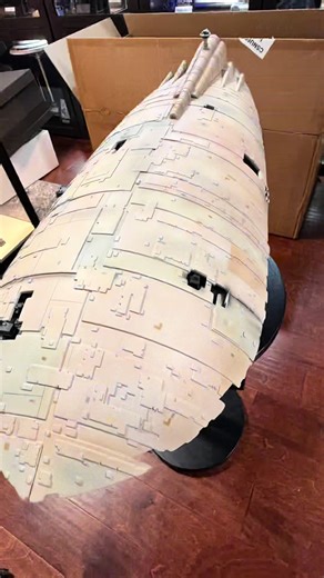 Unboxing a Custom Star Wars Rebel Transport Ship