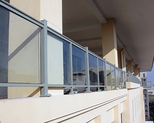[Hot Item] Balustrades Canada American Glass Railing Glass Fencing Glass Balustrade for Villa Hotel Outdoor Balcony Handrail Balustrades Handrails