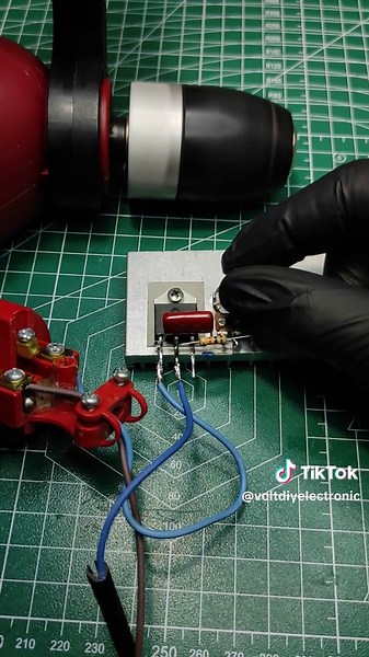 AC Motor Speed Control with BTA41 (Up to 4000W)