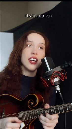 Hallelujah (Leonard Cohen) | Mandolin Queen Cover
