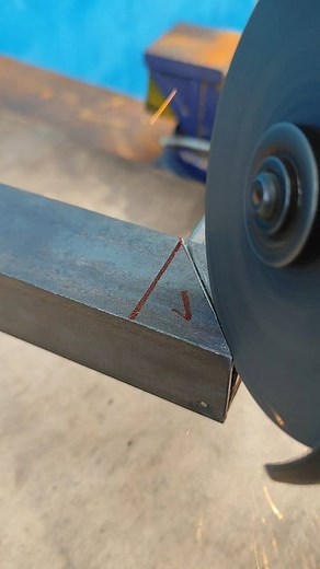 10K views · 78 reactions | A simple technique for joining angle iron and hollow iron to a perfect 90 degrees. #welding #tricks #skill | Alfaruq Welder Art | Facebook
